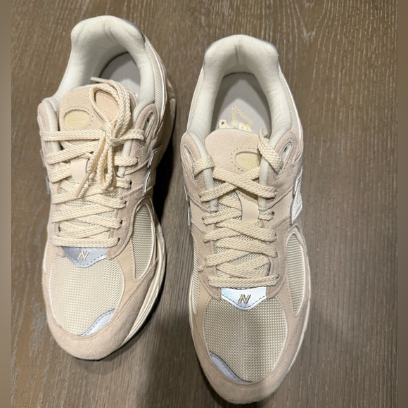 New Balance 2002 R - Picture 3 of 4